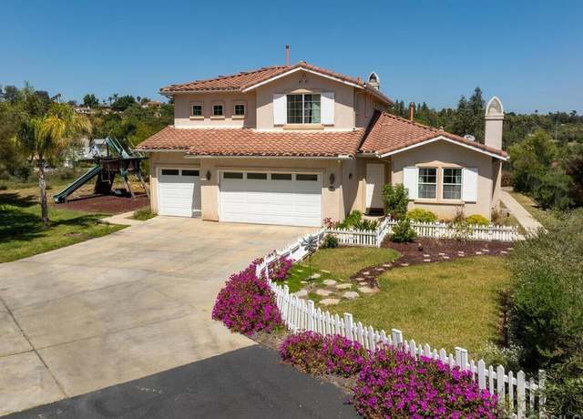 Property at 190 Mission Oaks Rd, Fallbrook, CA 92028, 4 beds, 3.5 baths