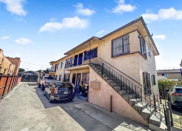 Property at 313 E 52nd St, Los Angeles, CA 90011, 8 beds, 7 baths