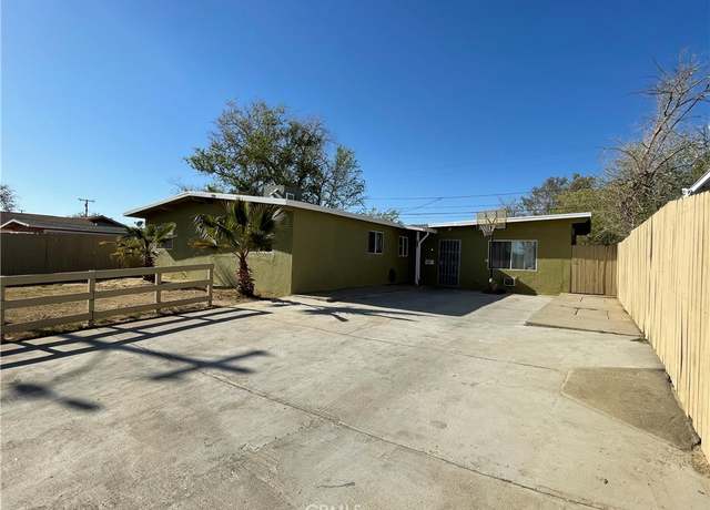 Property at 719 W Avenue H13, Lancaster, CA 93534, 4 beds, 2 baths
