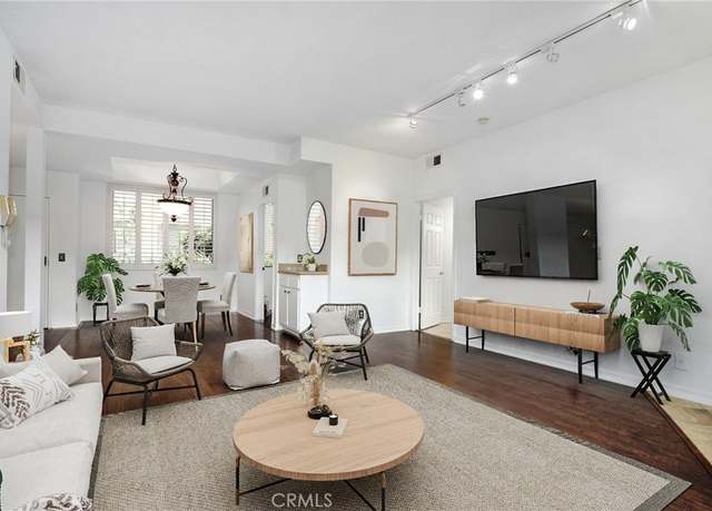Property at 18600 Clark St #102, Tarzana, CA 91356, 2 beds, 2 baths