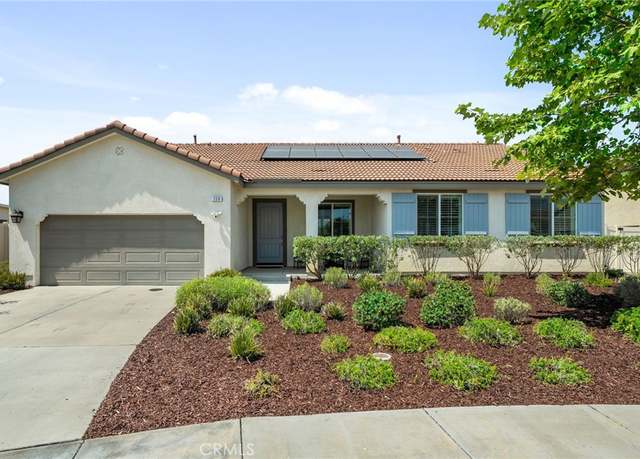Property at 208 Parkview Dr, Calimesa, CA 92320, 4 beds, 2 baths