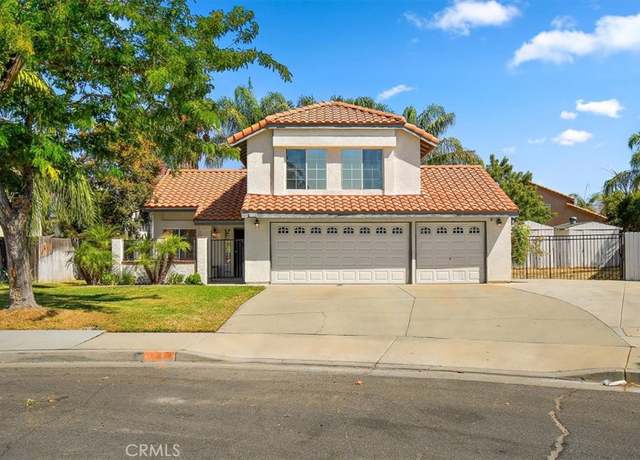 Property at 1126 Navarre Dr, Hemet, CA 92543, 4 beds, 2.5 baths