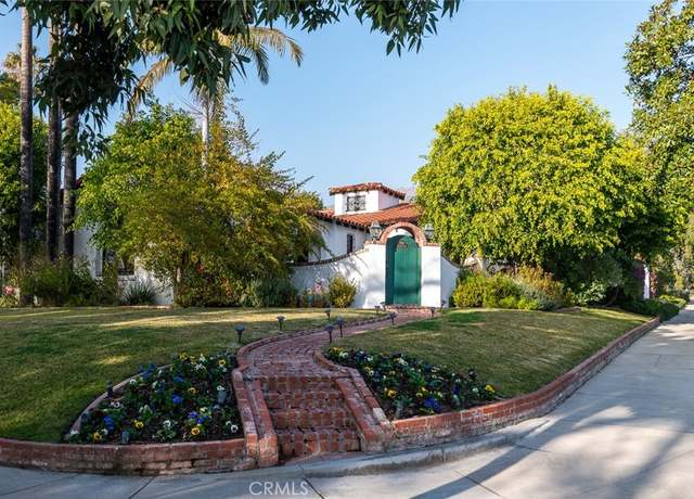 Property at 1731 W Kenneth Rd, Glendale, CA 91201, 3 beds, 2.5 baths
