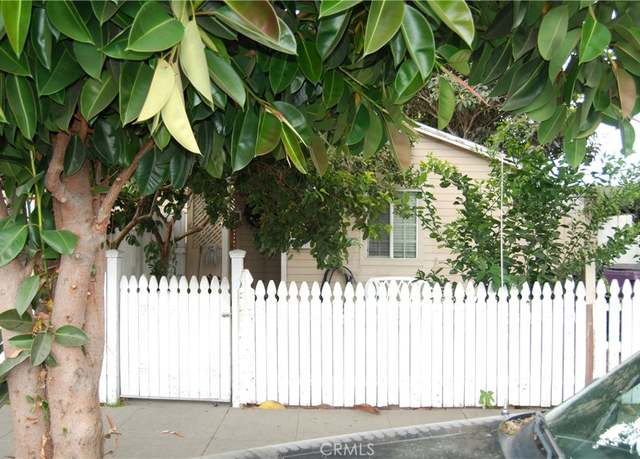 Property at 3606 Denver Ave, Long Beach, CA 90810, 2 beds, 1 bath
