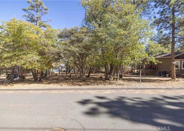 Property at 719 Wabash Ln, Sugarloaf, CA 92386