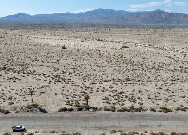 Property at 3071 Camino Dr, Thermal, CA 92274