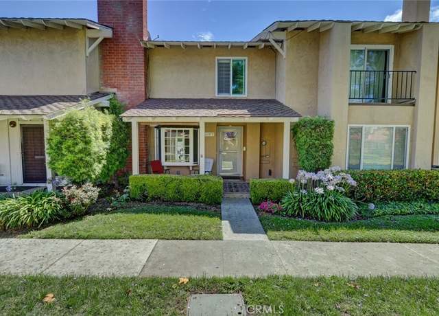 Property at 17077 Los Modelos St, Fountain Valley, CA 92708, 3 beds, 2.5 baths