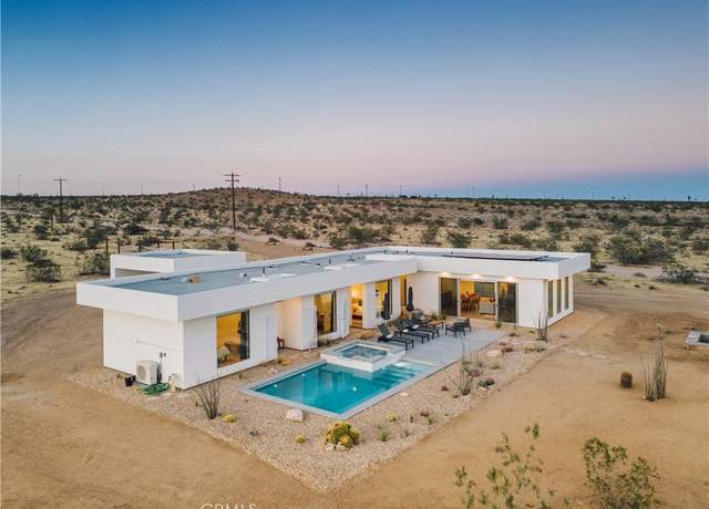 Property at 2600 Sunny Vista Rd, Joshua Tree, CA 92252, 3 beds, 2.5 baths