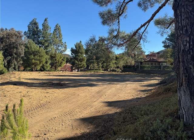Property at 22171 Twin Oaks Ct, Murrieta, CA 92562