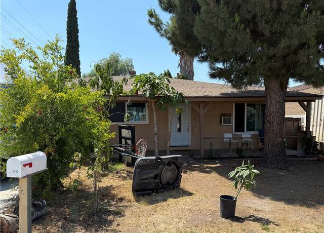Property at 210 S Howard St, Corona, CA 92879, 3 beds, 1 bath