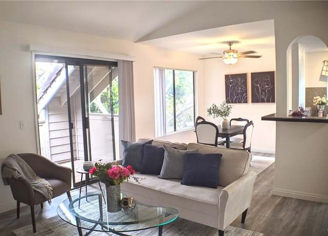 Property at 1067 Shadowridge Dr #42, Vista, CA 92081, 2 beds, 2 baths