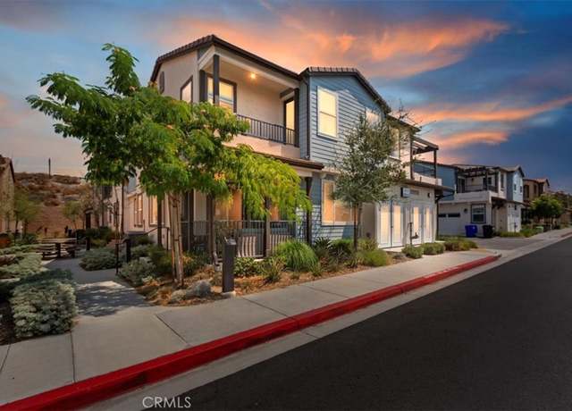 Property at 15210 Horizon St #2, Fontana, CA 92336, 3 beds, 3 baths