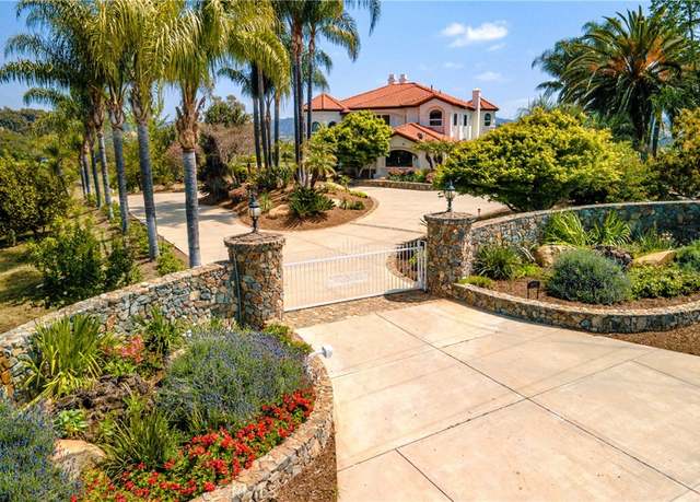 Property at 43650 Camaron Rd, Temecula, CA 92590, 5 beds, 3 baths
