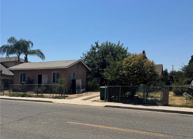 Property at 425 S Rose, Farmersville, CA 93223, 1 bed, 1 bath