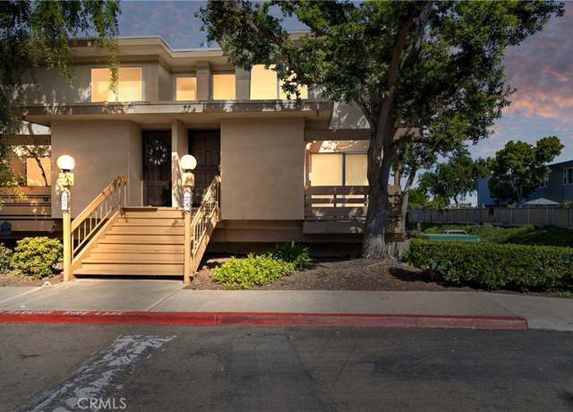Property at 2670 Worden St #24, San Diego, CA 92110, 2 beds, 1.5 baths