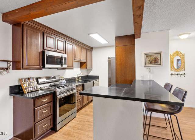 Property at 225 W Channel Islands Blvd, Port Hueneme, CA 93041, 2 beds, 2 baths
