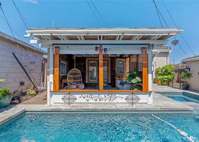Property at 2645 S Patton Ave, San Pedro, CA 90731, 3 beds, 2 baths