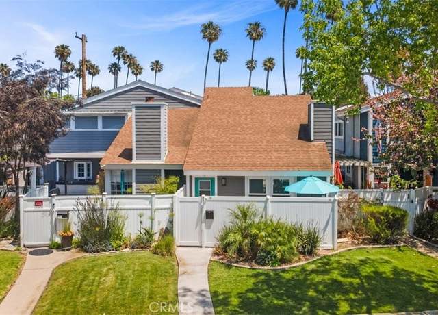 Property at 624 W Wilson St Unit B1, Costa Mesa, CA 92627, 2 beds, 2.5 baths