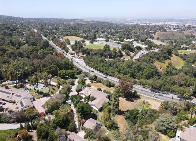 Property at 2950 Palos Verdes Dr N, Rolling Hills, CA 90274, 4 beds, 4 baths