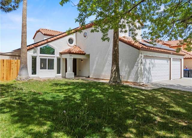 Property at 1555 Berkshire Dr, Palmdale, CA 93551, 5 beds, 3 baths