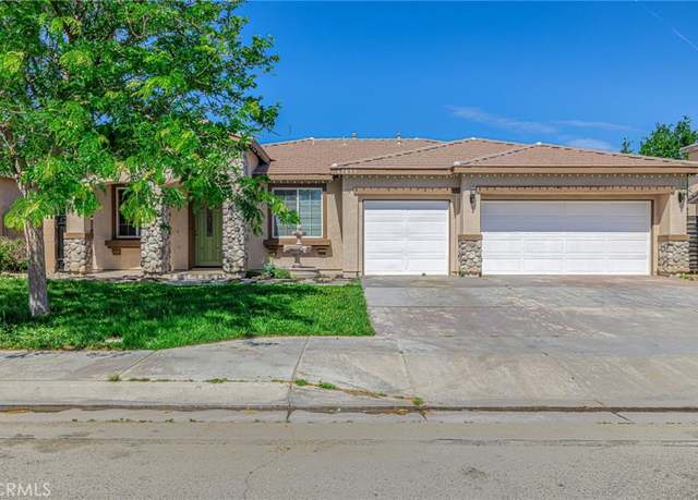 Property at 43839 58th St W, Lancaster, CA 93536, 3 beds, 3 baths
