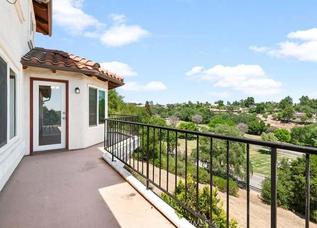 Property at 2322 Almond Springs Dr, Paso Robles, CA 93446, 5 beds, 4 baths