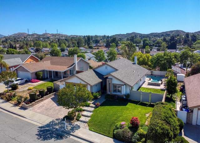 Property at 27754 Laurel Creek Cir, Valencia, CA 91354, 4 beds, 2 baths