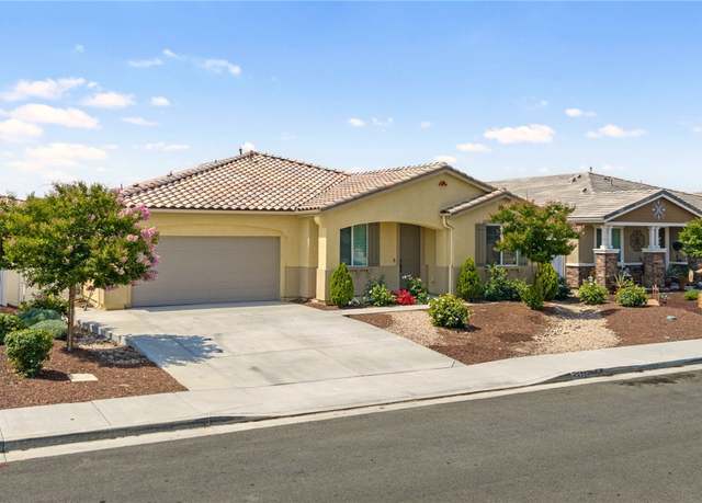 Property at 1372 Bello Pl, San Jacinto, CA 92582, 4 beds, 2 baths