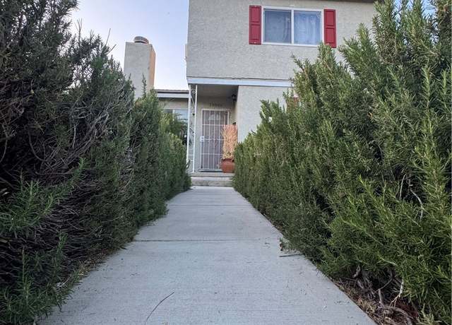 Property at 19549 Schoolcraft St, Reseda, CA 91335, 5 beds, 2 baths