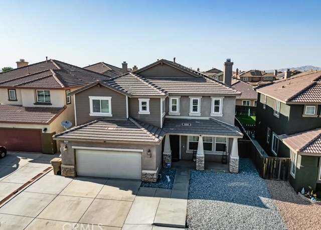 Property at 12920 La Costa Ct Ct, Hesperia, CA 92344, 5 beds, 3.5 baths