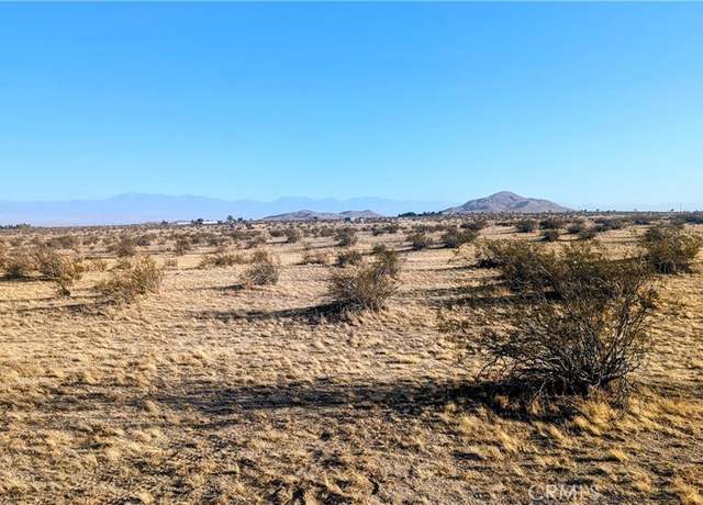 Property at 204 E Avenue H4, Hi Vista, CA 93535