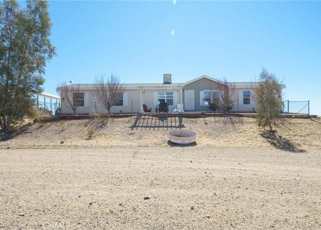 Property at 25397 Eveshorn Rd, Helendale, CA 92342, 4 beds, 3 baths