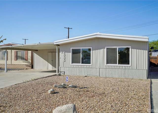 Property at 32585 Saint Andrews Dr, Thousand Palms, CA 92276, 2 beds, 2 baths