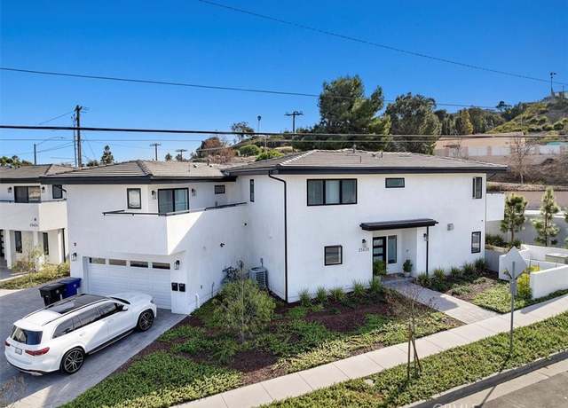 Property at 25628 Rolling Hills Way, Torrance, CA 90505, 5 beds, 5 baths
