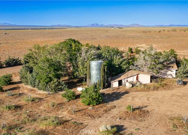 Property at 50651 182nd St W, Lancaster, CA 93536, 1 bed, 1 bath