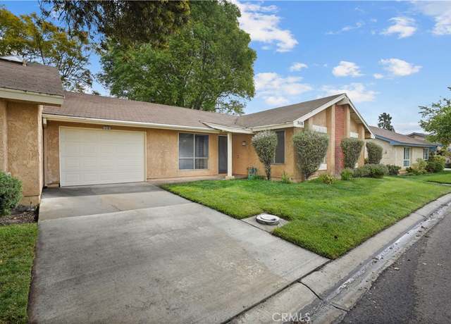Property at 5118 Village 5, Camarillo, CA 93012, 3 beds, 2 baths