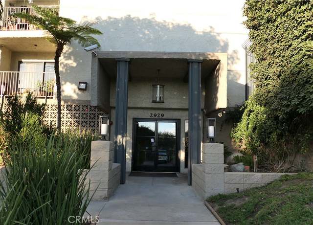 Photo of 2929 Waverly Dr #304, Los Angeles, CA 90039