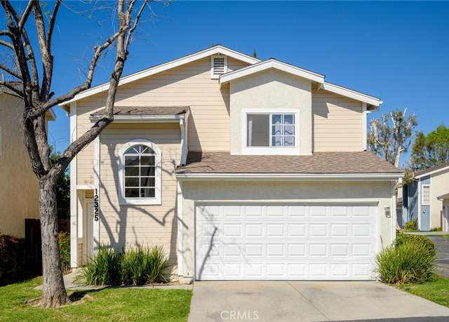 Property at 12325 Sweetbriar Ln, Pacoima, CA 91331, 3 beds, 3 baths