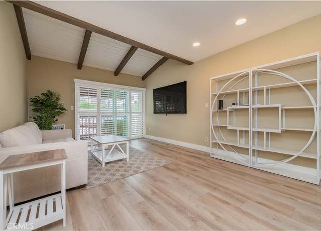 Property at 1000 W Macarthur Blvd #13, Santa Ana, CA 92707, 1 bed, 1 bath