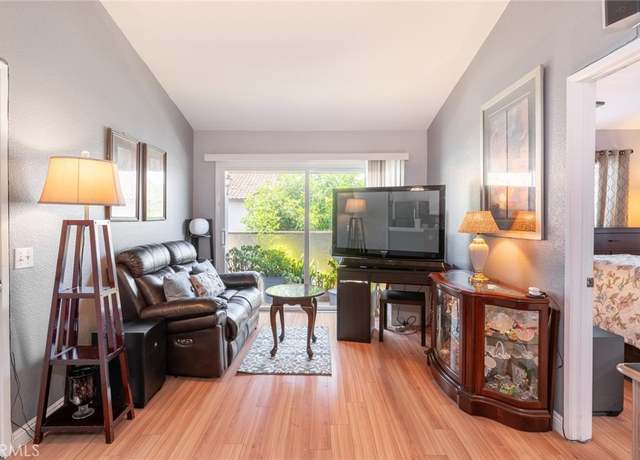 Property at 26205 La Real Unit E, Mission Viejo, CA 92691, 1 bed, 1 bath
