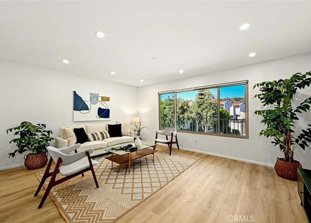 Property at 7527 Jerez Ct Unit E, Carlsbad, CA 92009, 2 beds, 2.5 baths