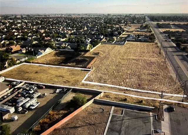 Property at 7418 Wible Rd, Bakersfield, CA 93313