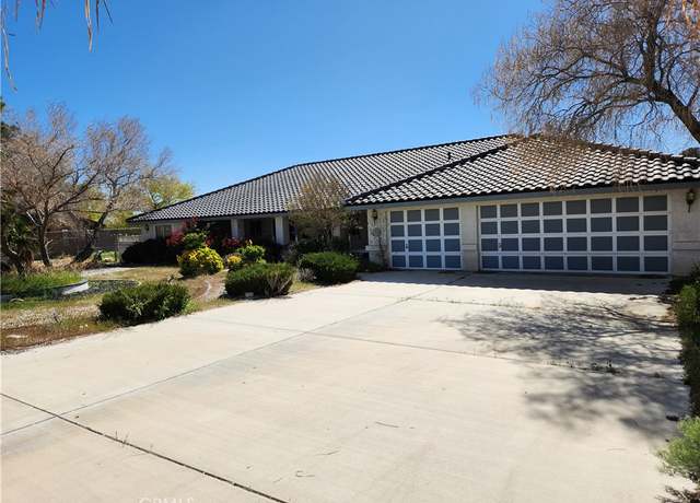 Property at 19345 Oneida Rd, Apple Valley, CA 92307, 4 beds, 3.5 baths