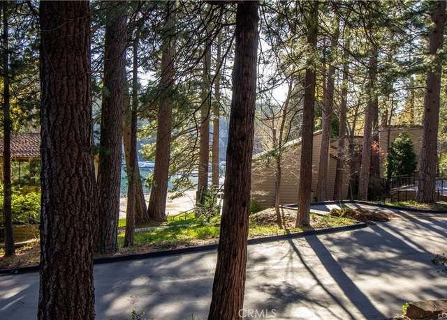 Property at 27821 Peninsula Dr #405, Lake Arrowhead, CA 92352, 3 beds, 2 baths