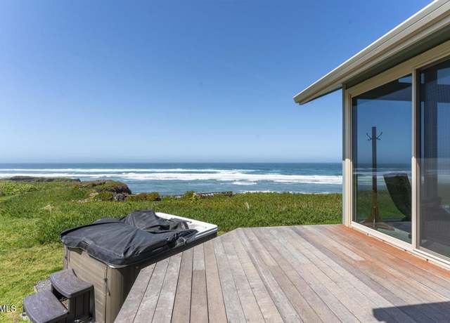 Property at 32854 Ocean Meadows Cir, Fort Bragg, CA 95437, 3 beds, 4 baths