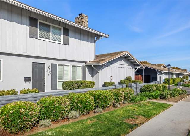 Property at 1107 E 1st St, Tustin, CA 92780, 2 beds, 1.5 baths