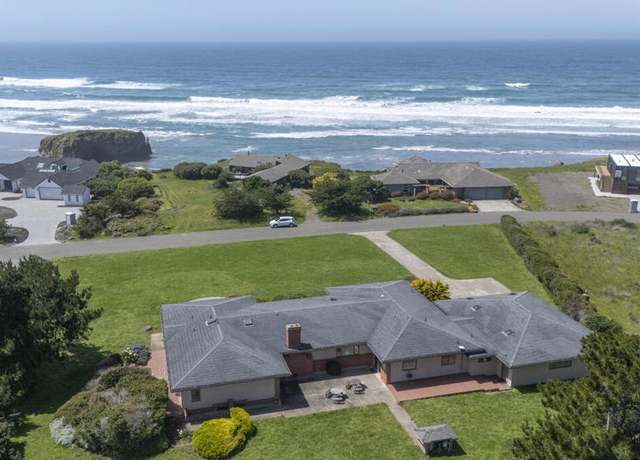 Property at 32853 Ocean Meadows Cir, Fort Bragg, CA 95437, 4 beds, 3 baths