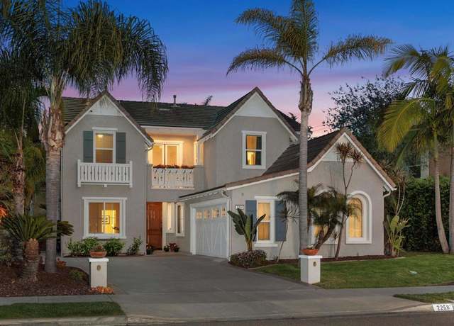 Property at 2258 Aventurine Pl, Carlsbad, CA 92009, 5 beds, 5.5 baths