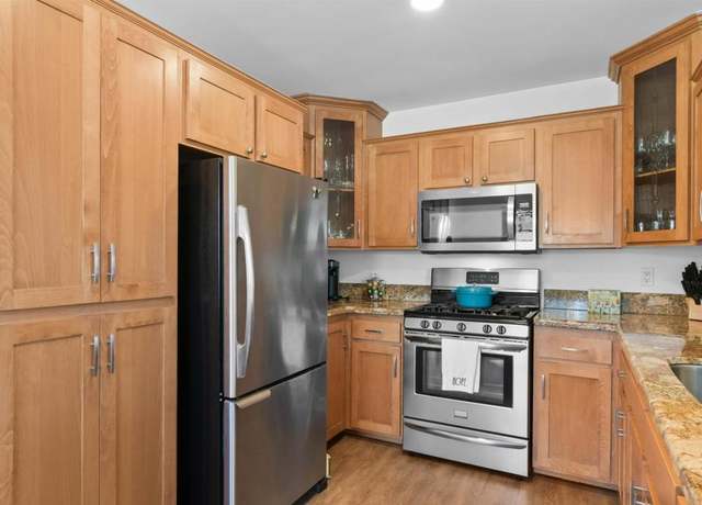 Property at 859 Tamayo Dr #2, Chula Vista, CA 91910, 2 beds, 2 baths