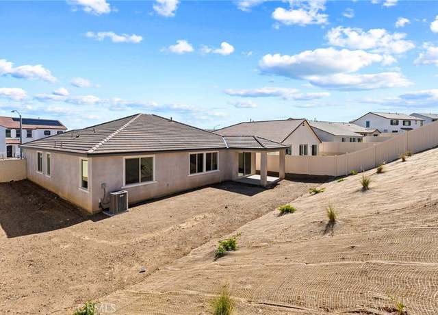 Property at 4266 Gina Lynne Ln, Lake Elsinore, CA 92530, 3 beds, 2 baths